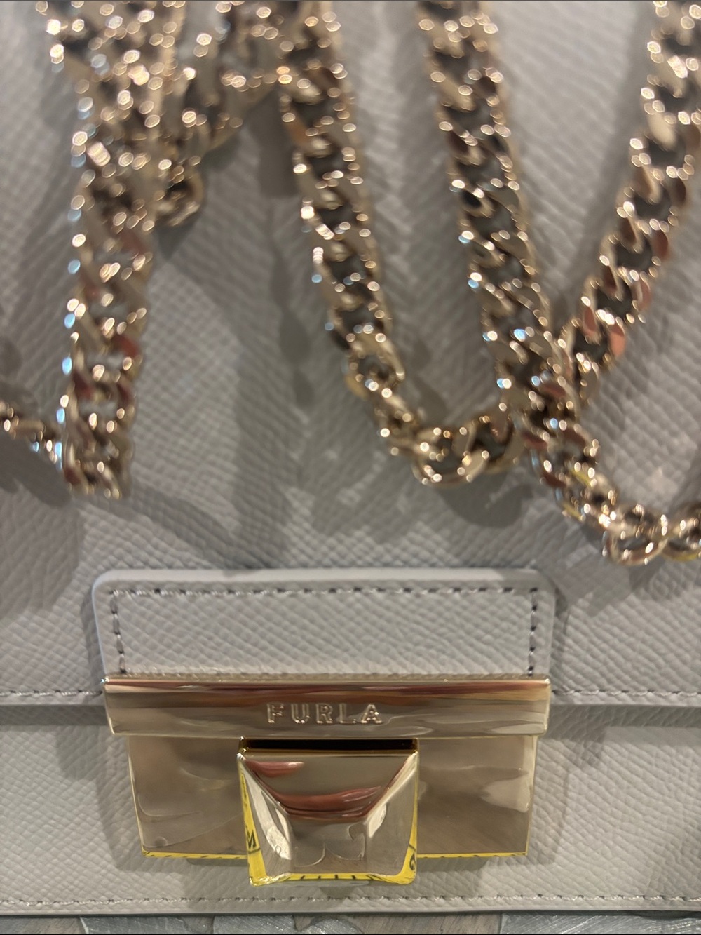 New Furla Light Gray Saffiano Leather Crossbody with Gold Chain/hardware & dusty - Picture 2 of 13